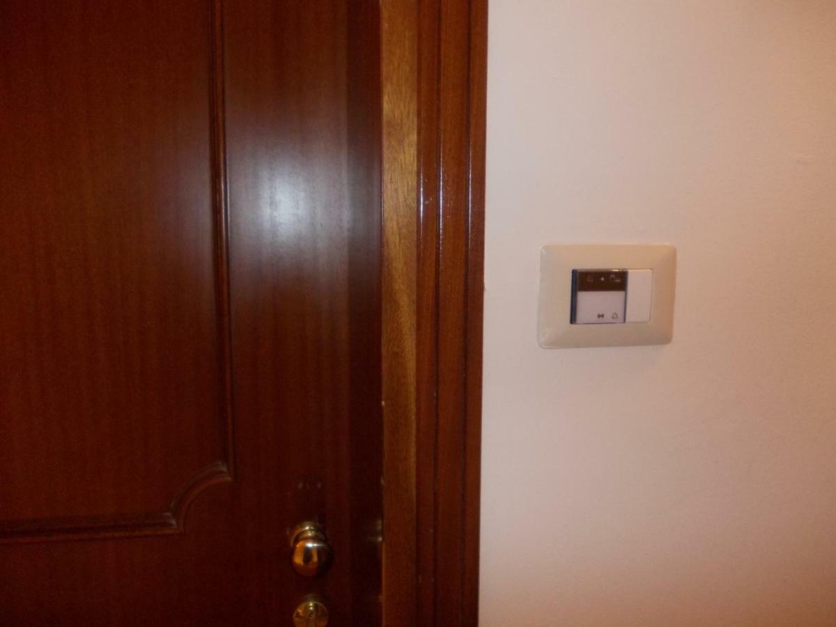 Romagnoli 36 Hotel Верона Екстериор снимка