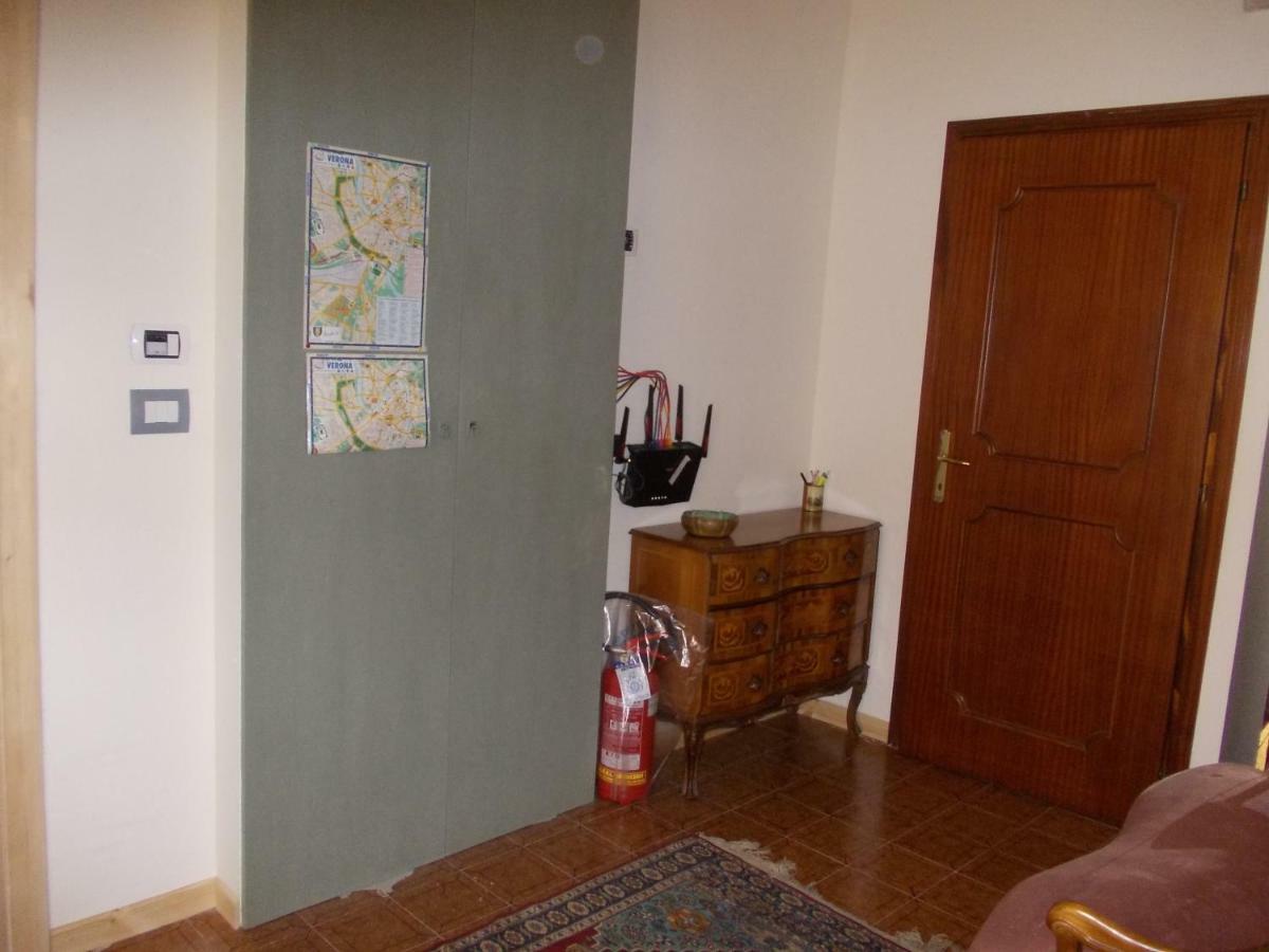 Romagnoli 36 Hotel Верона Екстериор снимка